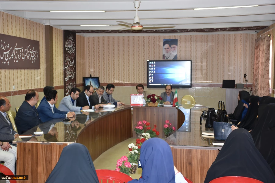 رئیس دانشگاه فنی و حرفه ای استان گیلان در نشست با مشاوران و مدیران آموزش و پروش استان گیلان: مشاوران در هدایت تحصیلی و تبیین شعار سال، رونق تولید نقش اساسی دارند. 2