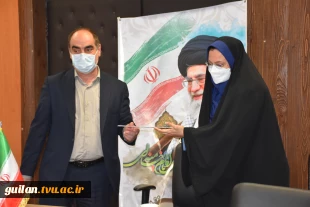 برگزاری وبینار تجلیل از اساتید سرآمد آموزشی دانشگاه فنی و حرفه ای استان گیلان 17