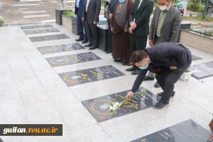 مراسم زنگ استکبار ستیزی و گلباران شهداء به مناسبت سیزده آبان 1400آموزشکده فنی و حرفه ای بندر انزلی 10