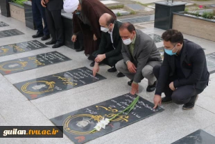 مراسم زنگ استکبار ستیزی و گلباران شهداء به مناسبت سیزده آبان 1400آموزشکده فنی و حرفه ای بندر انزلی 11