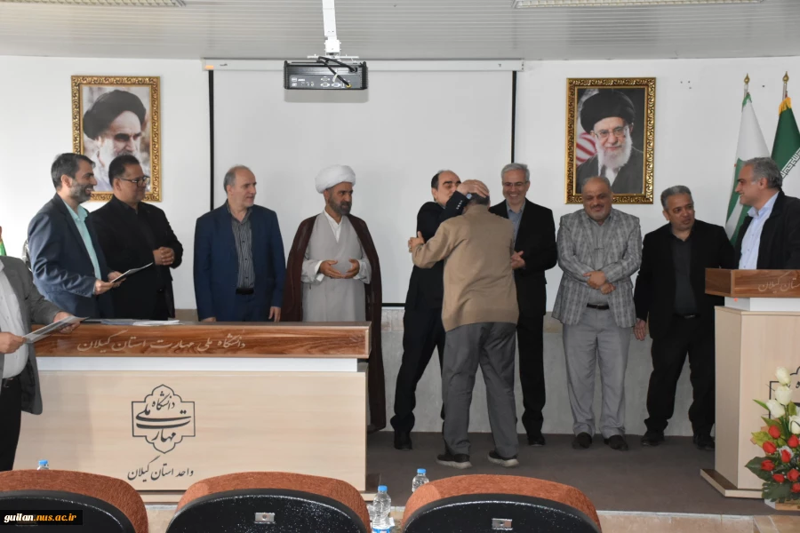 تجلیل از سرآمدان آموزشی واحد استانی گیلان دانشکده ملی مهارت شهید چمران رشت برگزارشد
 6