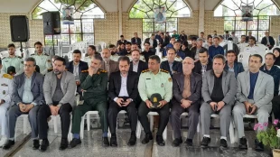 حضور همکاران آموزشکده ملی مهارت بندر انزلی در اولین سالگرد شهدای خدمت در گلزار شهدای بندرانزلی
 3