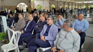 حضور همکاران آموزشکده ملی مهارت بندر انزلی در اولین سالگرد شهدای خدمت در گلزار شهدای بندرانزلی
 7
